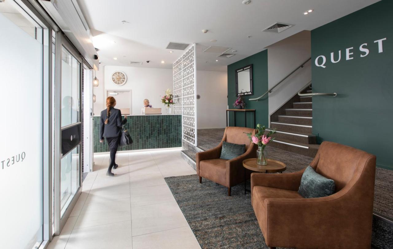 Quest On London Aparthotel Hamilton Exterior photo