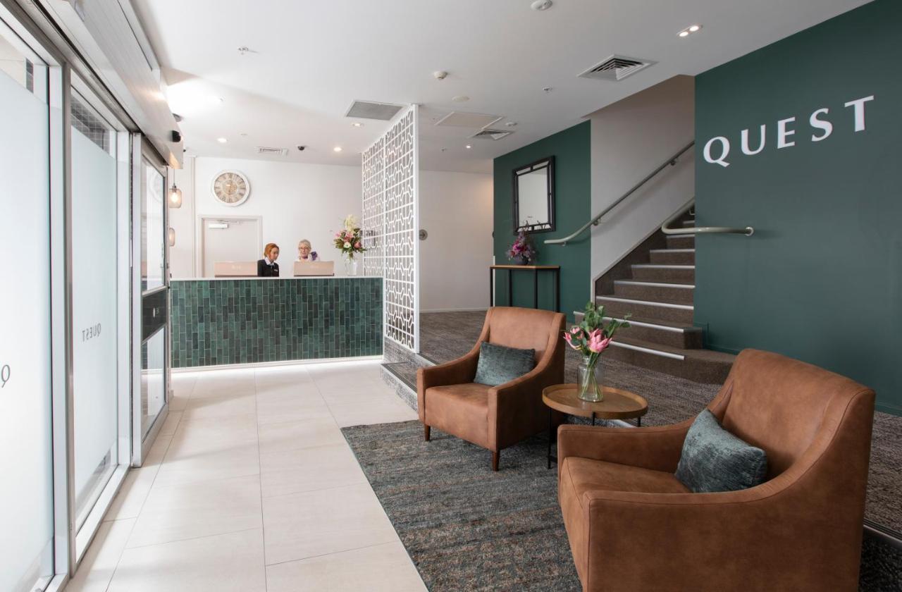 Quest On London Aparthotel Hamilton Exterior photo